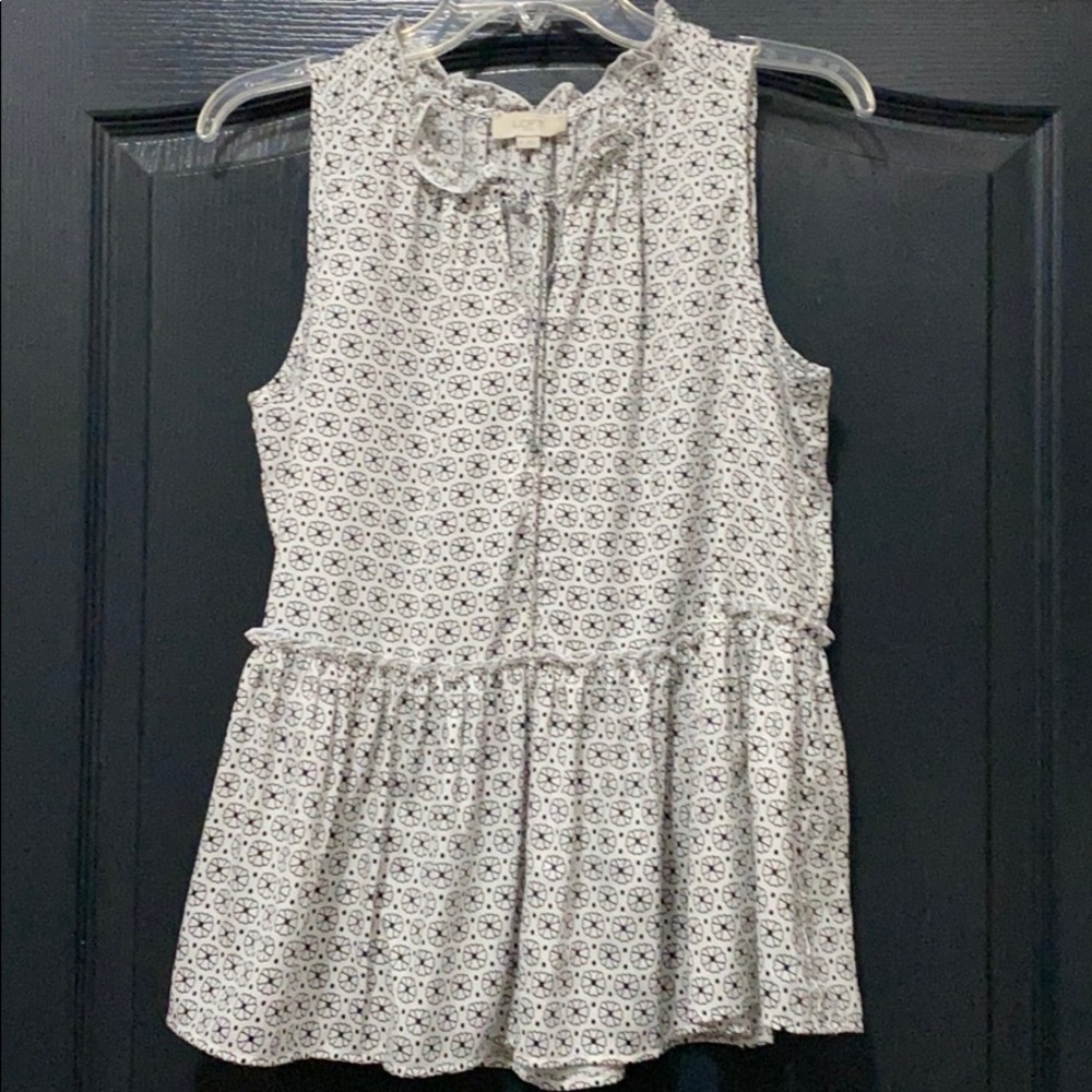 Women’s sleeveless Loft blouse
